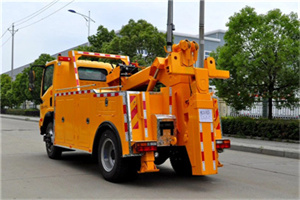 西工高速路拖车费