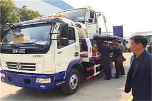 西工汽车道路救援拖车价格